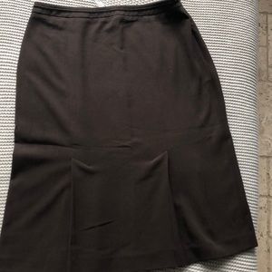 Larry Levine brown stretch skirt